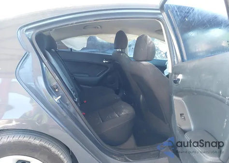 2016 Kia Forte Lx z USA, uszkodzony, nr VIN KNAFK4A62G5563477